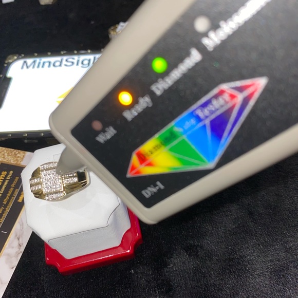 10k solid gold REAL DIAMOND men ring NOT CZ NOT PLATED free posh authenticate - Picture 3 of 4